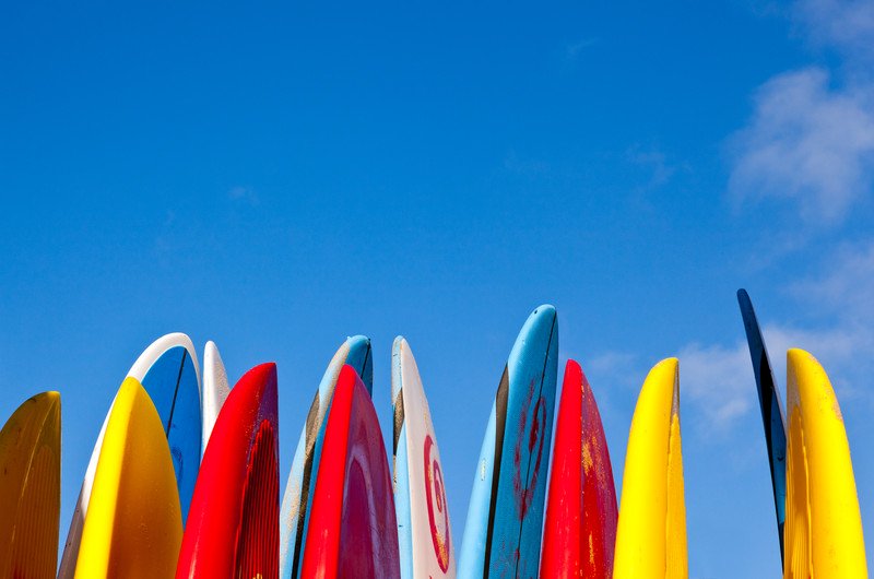 Surfboard and Kayak Builders in Hawaii use Paint with Pearl