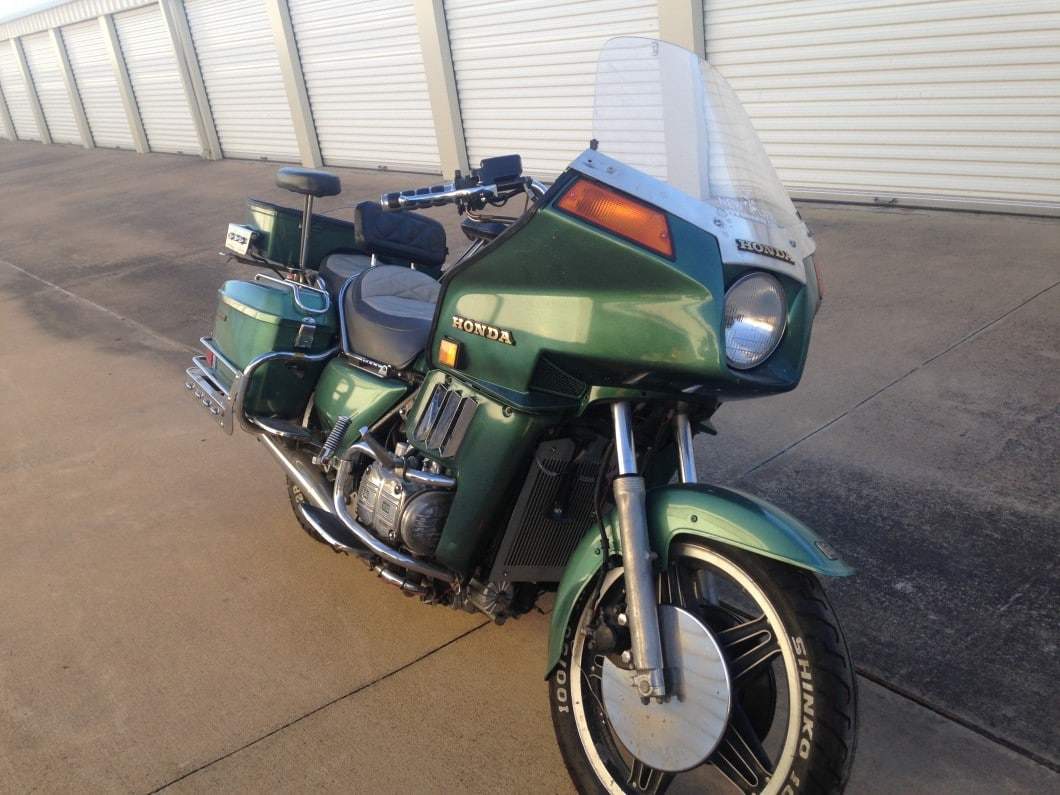 Forest Green candy pearl on motorcycle